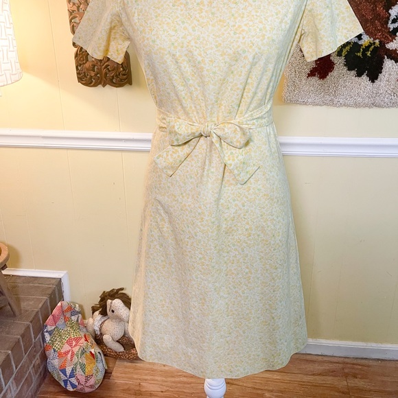Vintage 50s Dress
Handmade - Picture 2 of 6